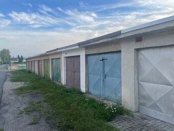 Nabízím k pronájmu garáž v centru města v ulici Palackého, u