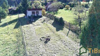Ev.č. 00276 Nabízíme Vám k prodeji zděnou chatu o výměře 31 