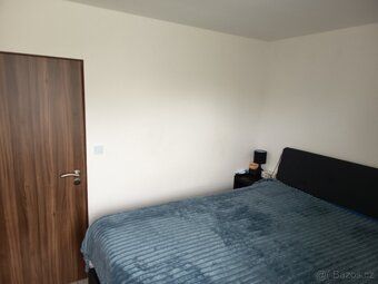 Nabízím k prodeji velký rodinný dům ve Strašíně, který spadá