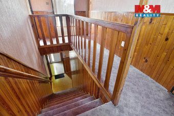 Hezký den, přinášíme Vám prodej řadového domu v Lovosicích. 
