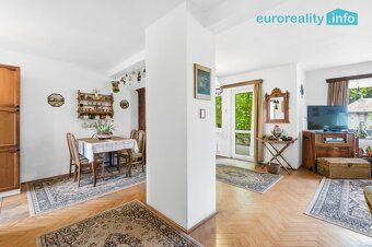 Rodinný dům 5+1 s garáží a dílnou, pozemek 636 m², Sosnová u