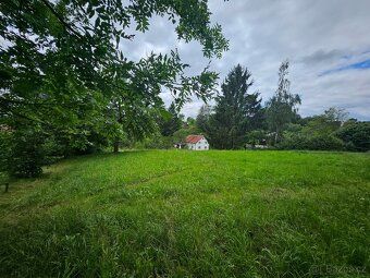 Prodej stavebního pozemku v malebné obci Velká Bukovina, 4km