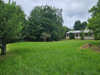 Prodej stavebního pozemku v malebné obci Velká Bukovina, 4km