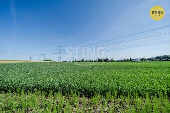 tavební pozemek 1 000 m² v Pazderné – klidné bydlení pod Bes