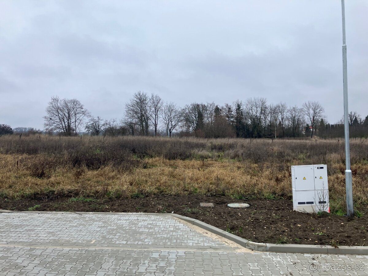 Prodej stavebního pozemku 817 m2 – Rožďalovice, okres Nymbur
