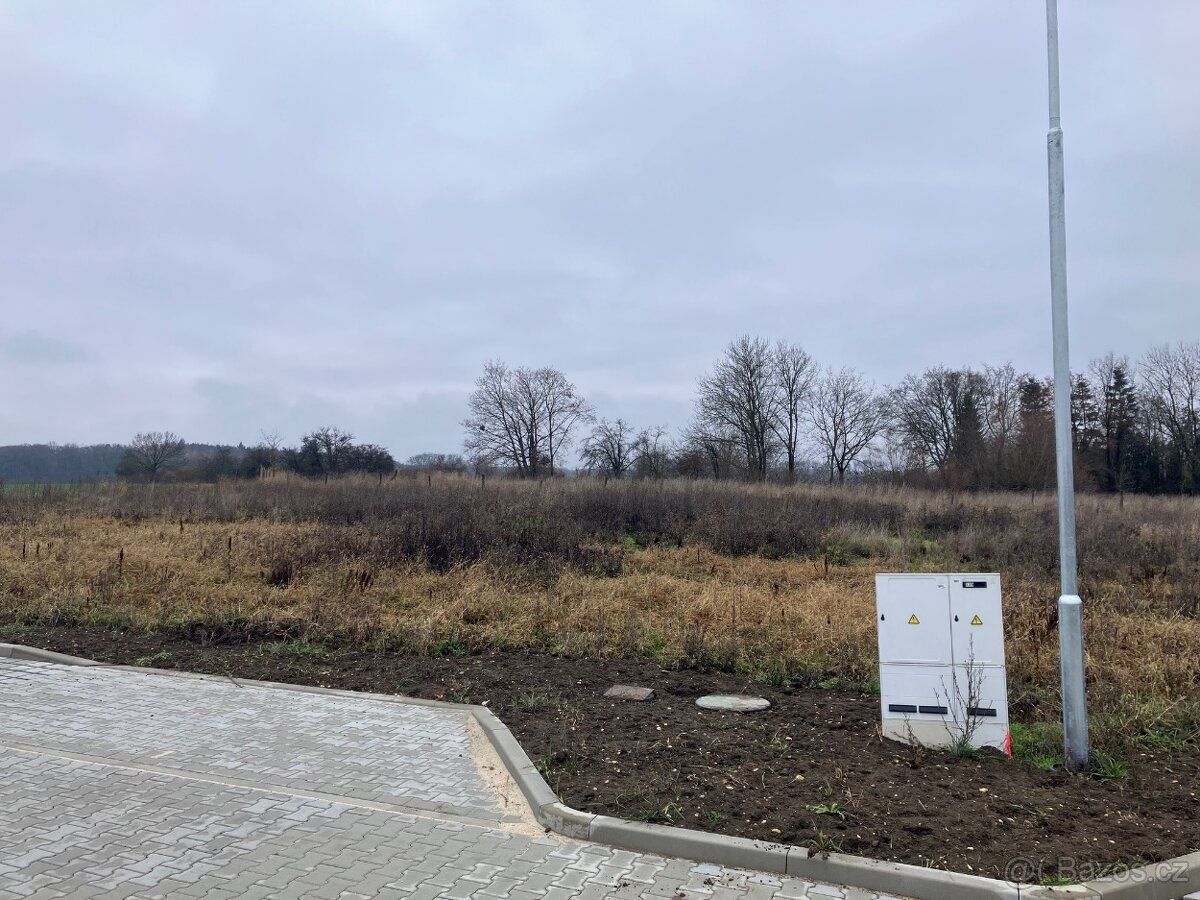 Prodej stavebního pozemku 817 m2 – Rožďalovice, okres Nymbur