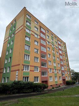 Nabízíme k prodeji bytovou jednotku 3+1 se společným balkone