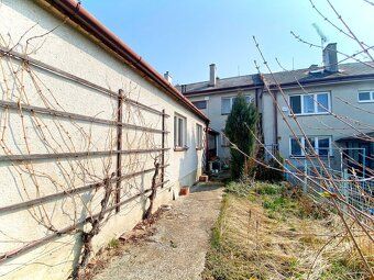 Prodej řadového rodinného domu 4+1 v Polici u Jemnice. Rok k