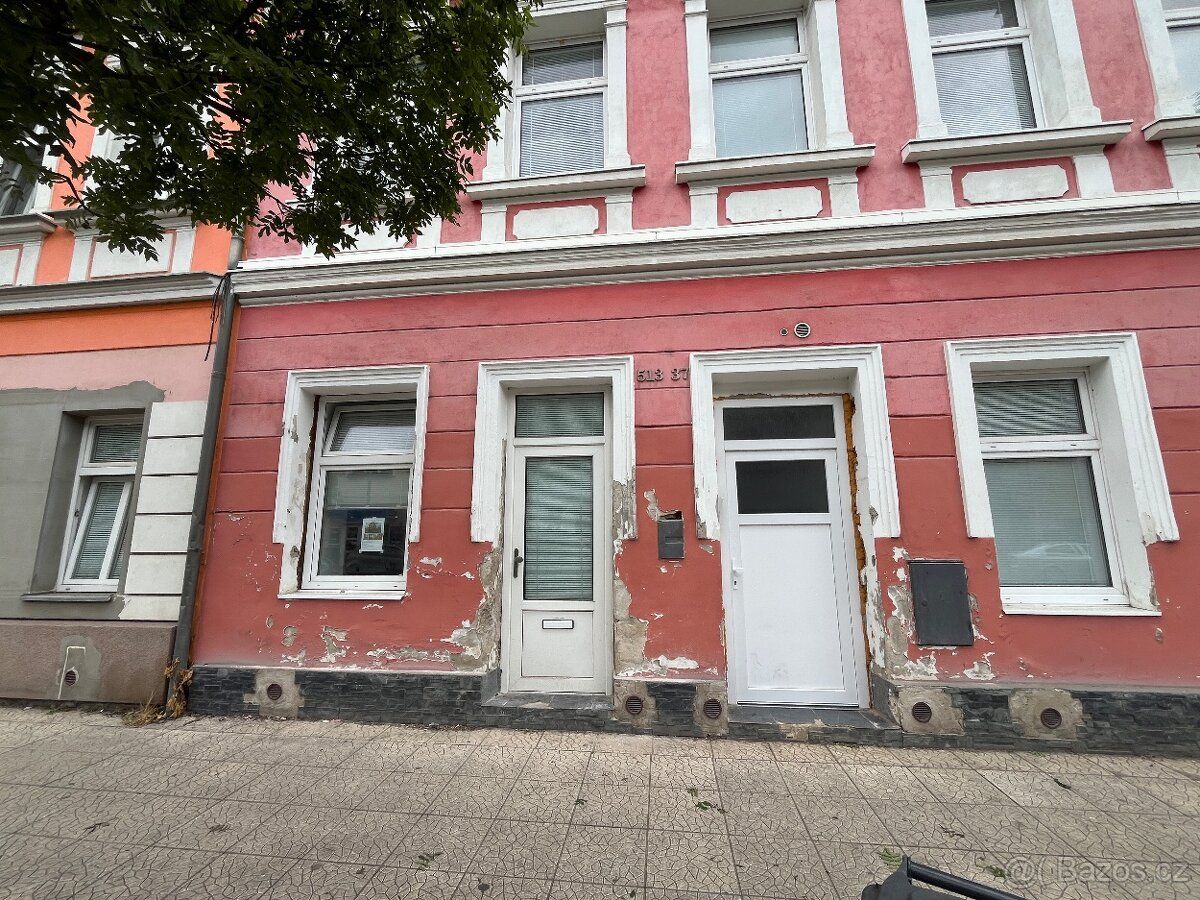 Pronajmu nebytový prostor k využití buď jako kancelář nebo s