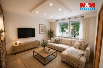 Nabízíme byt 1+kk s užitnou plochou 31 m² v přízemí panelové