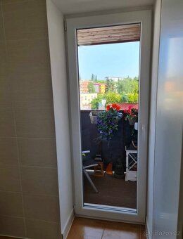 Nabízím k pronájmu světlý byt 2+kk o velikosti 51 m² s balko