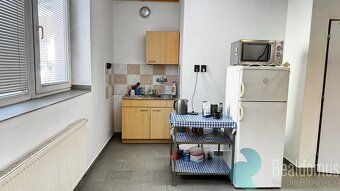 REALDOMUS Vám ve výhradním zastoupení pronajímatele zprostře