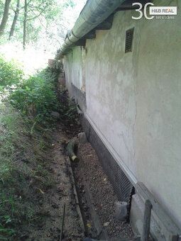 Prodej skladu o výměře 17 m2, na vlastním pozemku, v blízkos