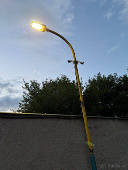 Prodám velmi pěknou, nadstandartně velkou garáž u Prechezy –