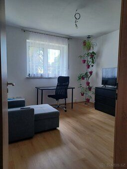 Prodám novostavbu 4+kk s velkou zahradou mezi městy Domažlic
