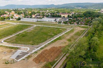 Ve výhradním zastoupení nabízíme stavební parcelu v osobním 