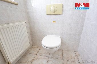 Nabízíme k prodeji prostorný rodinný dům o užitné ploše 200 