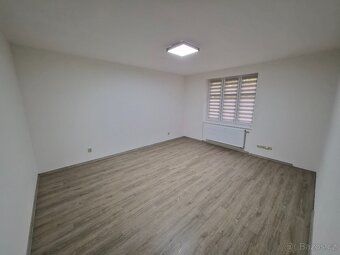 Pronájem bytu 3+1, 100 m2, U Města Chersonu, Most Nabízím k 