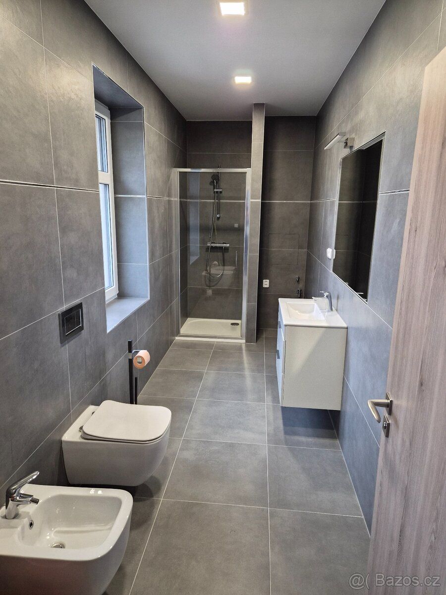 Pronájem bytu 3+1, 100 m2, U Města Chersonu, Most Nabízím k 