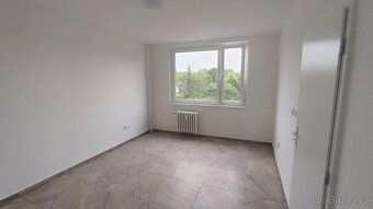 Nabízím k ročnímu pronájmu plně vybaven a zařízen byt 3+1 v 