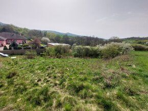 Nabízíme k prodeji soubor pozemků o výměře 2 914 m² v katast