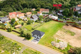 Nabízíme k prodeji soubor pozemků o výměře 2 914 m² v katast