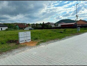 Nabízíme k prodeji soubor pozemků o výměře 2 914 m² v katast
