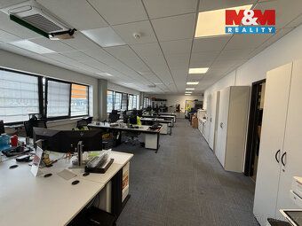 Nabízíme Vám k pronájmu výrobní halu o ploše cca 7 860 m². J