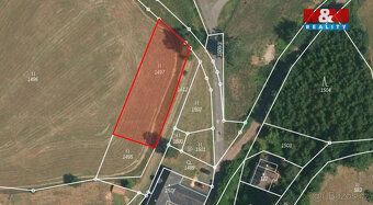 Nabízíme k prodeji krásnou zahradu o výměře 949 m² v katastr