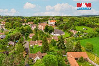Představujeme Vám exkluzivně pozemek určený k bydlení o celk