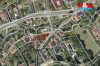 Prodej atraktivního pozemku určeného k bydlení o rozloze 375