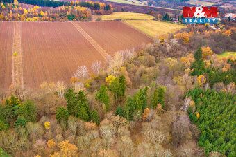 Nabízíme k prodeji souhrn pozemků o rozloze 5249 m2 v katast