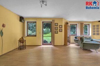 Prodej rodinný dům 9+2, na pozemku o CP 4183 m2 se zahradou,