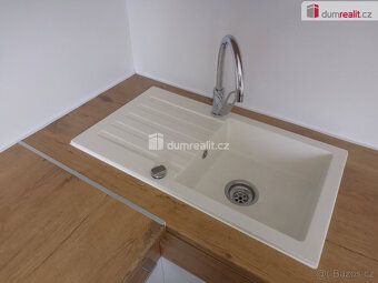 + 3.900,-Kč zálohy za služby/2osoby, Dumrealit.cz Vám zprost