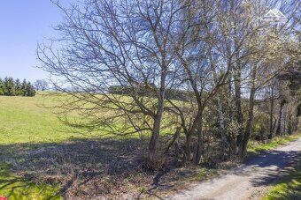 Prodej atraktivního stavebního pozemku o celkové ploše 1818 