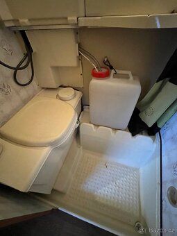 Pronajmu krásný čistý a suchý karavan tovární výroby Hymer E