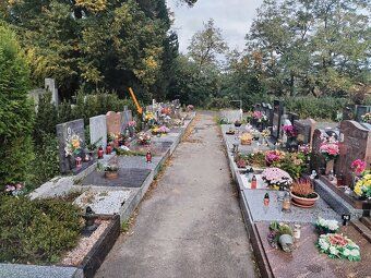 Urnové místo přenechám Řečkovice Měl jsem to pro rodiče ale 