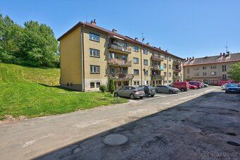 Ev.č. 01117 Nabízíme k prodeji byt 2+1 s balkonem ve třetím 