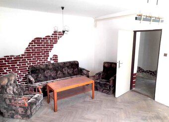 Nabízím k prodeji RD v obci Kožušice,okr.Vyškov .Jedná se o 