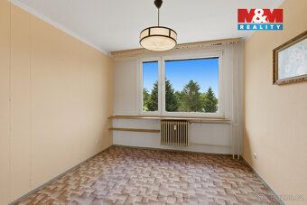 Byt vyniká svojí polohou a rozložením místností uvnitř. Byto