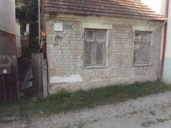 Nabízíme k prodeji pozemek v klidné lokalitě v Jedovnicích (