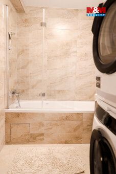 Nabízíme k prodeji světlý byt 3+kk o užitné ploše 68 m² v no