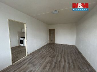 Představuji Vám podnájem bytu 3+1 s velkou lodžií, který se 