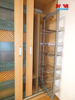 Pronájem pěkného bytu vel. 2+1, 60 m2, II. NP, cihla, Krásné