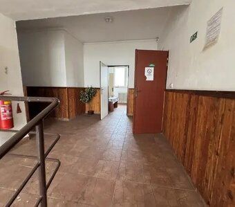 Dražba průmyslového areálu s výrobními a skladovacími halami
