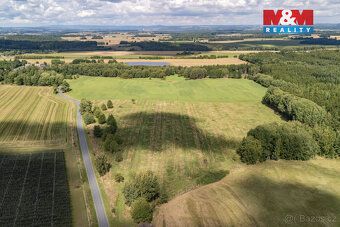 Nabízíme k prodeji rozlehlé pozemky o výměře 238 031 m² v ka