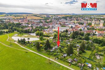 K prodeji nabízíme zahradu o rozloze 217 m². Najdeme zde tak