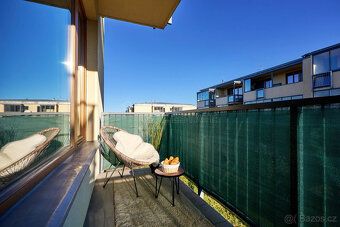 Dlouhodobý pronájem bytu 2+kk, 62,4 m² + balkon – Lipovská, 