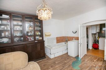 Realdomus ve výhradním zastoupení nabízí k prodeji rodinný d