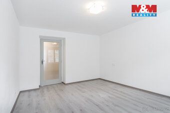 Nabízíme k pronájmu zrekonstruovaný byt 2+1 o užitné ploše 5